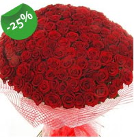 151 adet sevdiğime özel kırmızı gül buketi  Uşak çiçek siparişi sitesi 