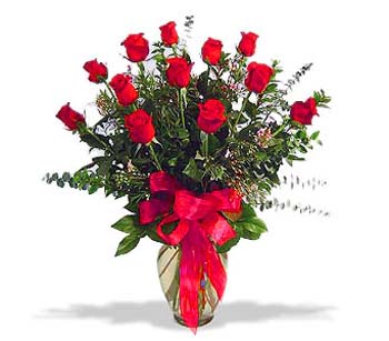 çiçek siparisi 11 adet kirmizi gül cam vazo  Uşak online çiçek gönderme sipariş 