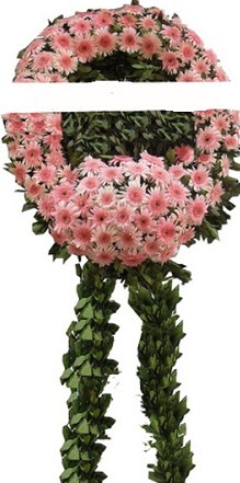 Cenaze çiçekleri modelleri  Uşak internetten çiçek siparişi 